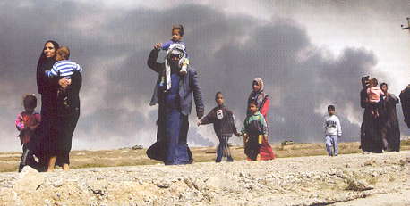 Refugees escaping from Basra 2003